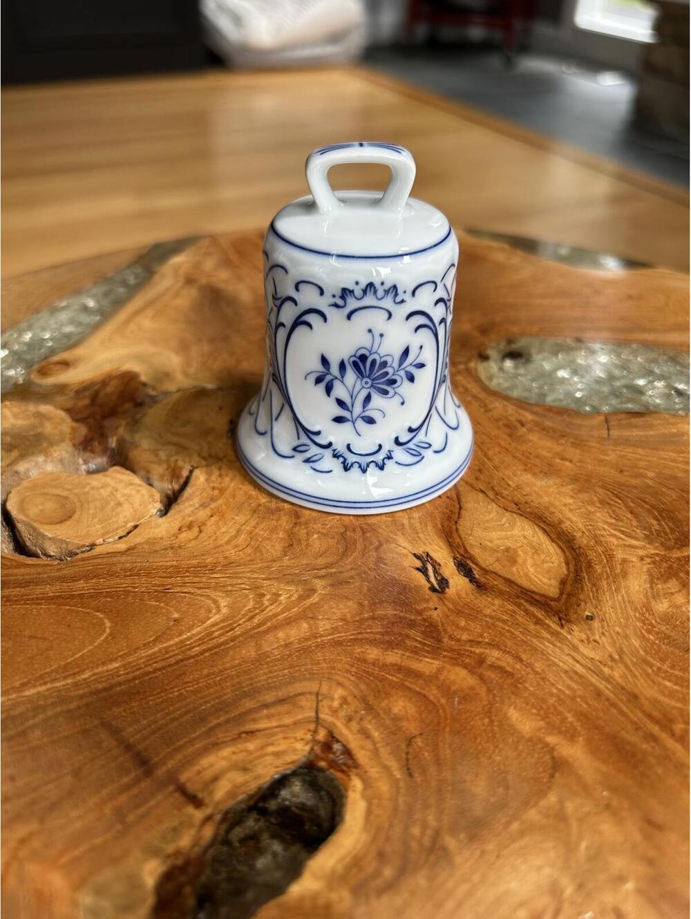 Nymphenburg Porcelain Bell 1981 Collector's Item # 35